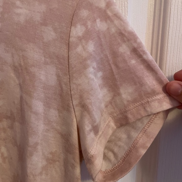 Old Navy Girls Active Top - Picture 2 of 8